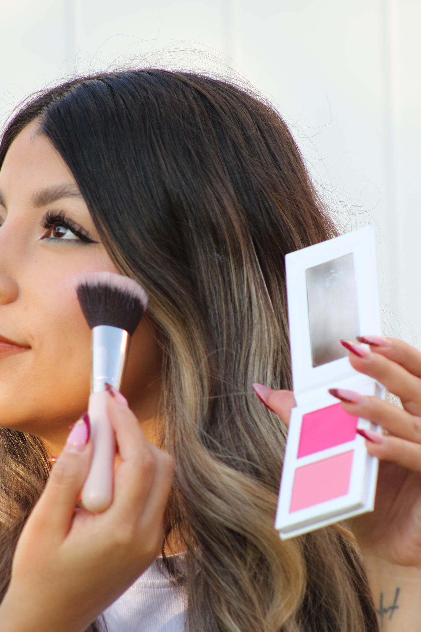 FloressBeauty Blush - Double-Sided Makeup Shades for Natural & Bold Looks with Versatile Shades for Easy Application