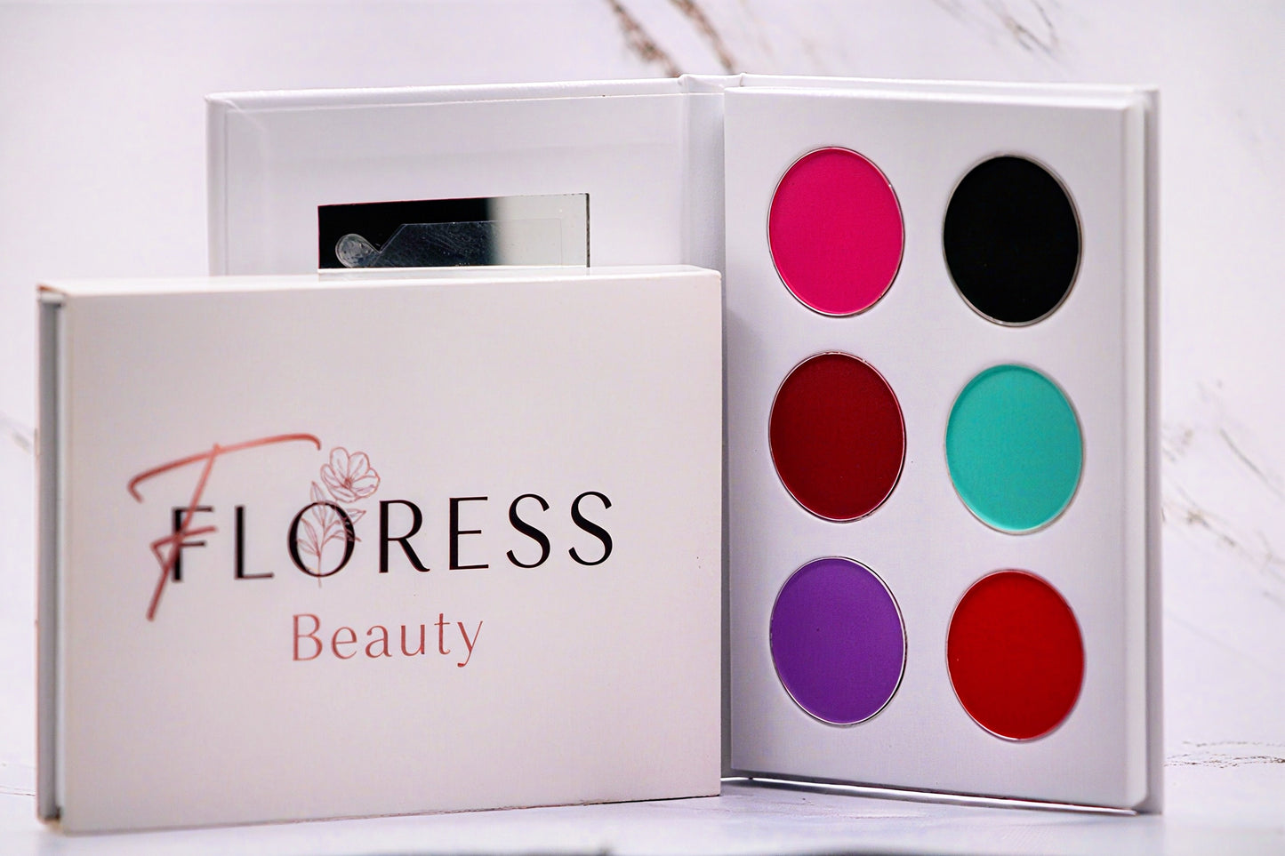Floress Eyeshadow Palette - Vibrant Multicolor
Shades for Bold Eye Makeup Looks